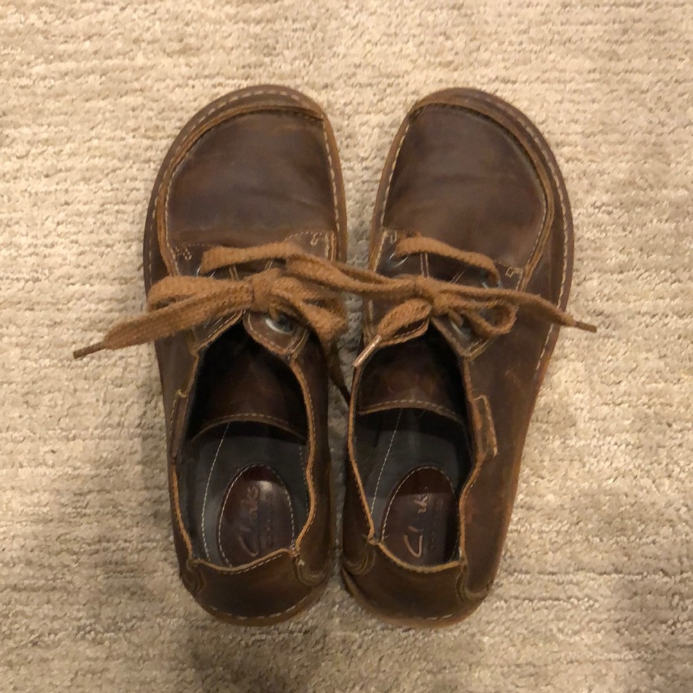 Clark’s shoes for women.  Brown.   Size 9 1/2. M